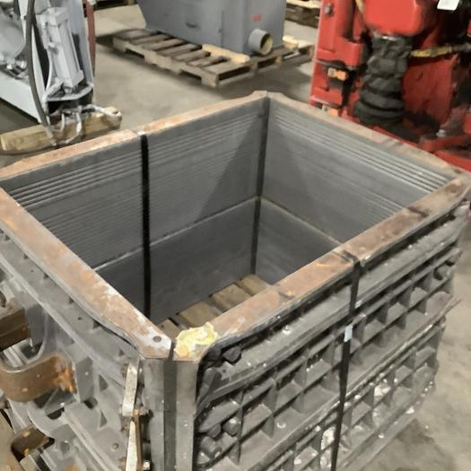 Used FREMONT OHIO FLASKS