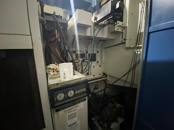 Used 2007 Dah Lih PT 128 5 Axis Machining Center
