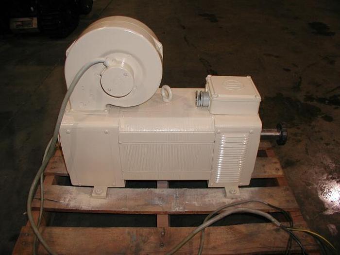 Used 20 KW LENZE, 2850 RPM DC MOTOR
