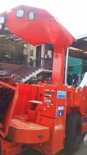 2000 Jumbo De Perforación Marca Tamrock Seminuevo