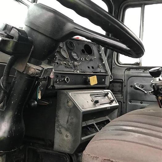 Used 1990 DM MACK 690SX