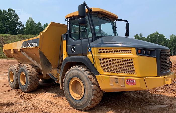 Used 2017 DEERE 310E