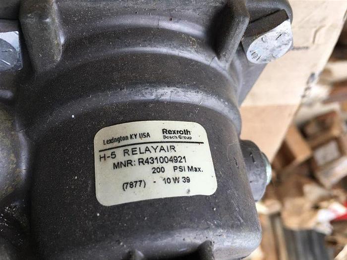 Used 0 Rexroth BOSCH H-5 RELAYAIR VALVE R431004921