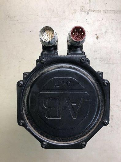 Used Allen Bradley Servo Motor - MPL-B540K-SJ72AA UPS RED