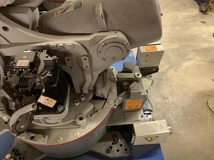 Used YASKAWA MOTOMAN ES200N 6 AXIS 200KG X 2,651MM HIGH REACH ROBOTS (40) AVAILABLE NX-100 CONTROLLERS