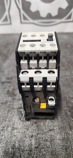 Used Siemens 3TF4322-0A Contactor - Used - GHB-68-A2