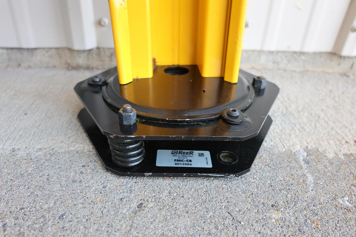 Used REER EOS4E/EOS4R 2B AH Safety System w/ PEI Retractable Curtains & Posts