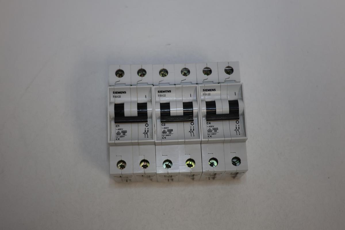 Used Siemens 5SX22 Mini Circuit Breakers – C1 / C2 / C4 – 2 Pole – 230/400V AC – LOT OF 3 GHA-187