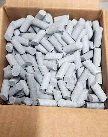 Used 6# Box - Ceramic Tumbling Media 3/8"x7/8" Angle Cut Cylinder - GHB - 