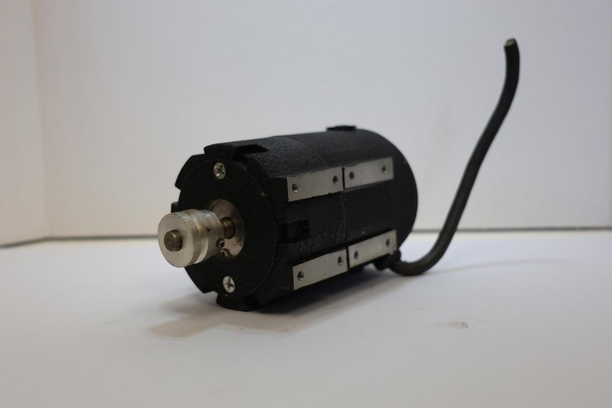 Used Baldor AP3001 Direct Current Motor 90VDC 1/15 HP 1725 RPM Industrial DC Motor