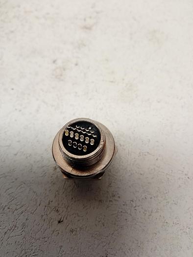 Used Mouser Electronics Hirose Standard Circular Connector HR22-12WTRA-20S(73) 20P F Strt Recp Sodr 2A GH110