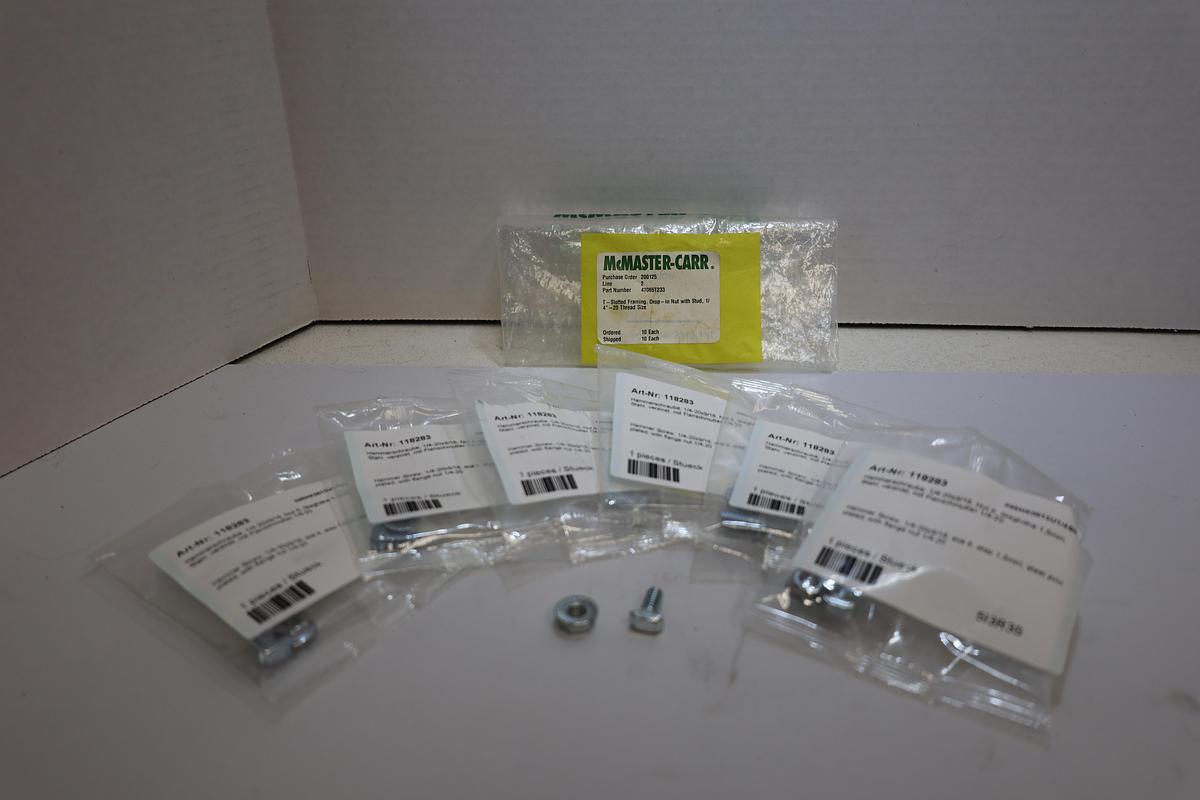 McMaster-Carr 47065T233 T-Slot Drop-In Nuts w/ Stud 1/4-20 Thread Lot of 10