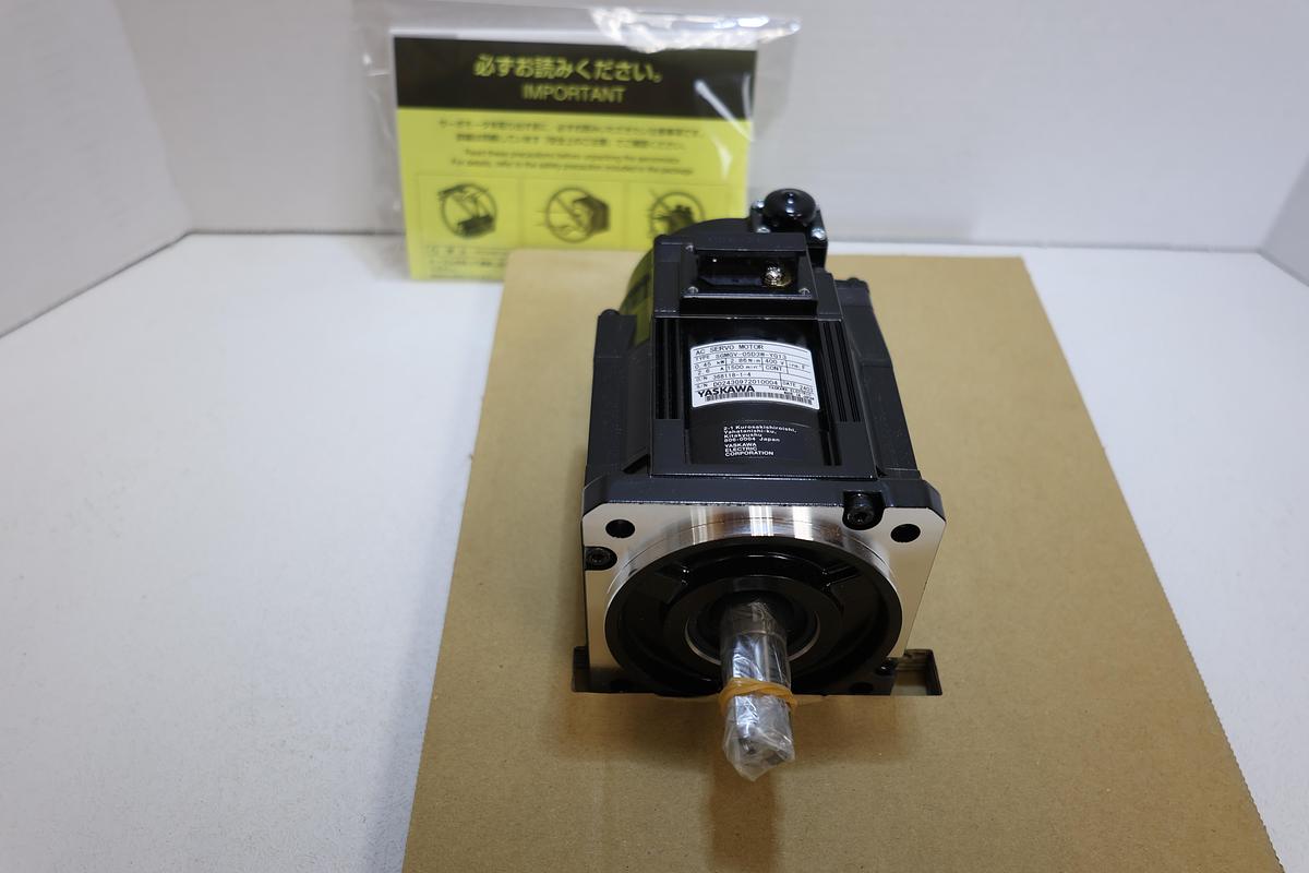 Yaskawa SGMGV-05D3W-YG13 Sigma-V servo motor