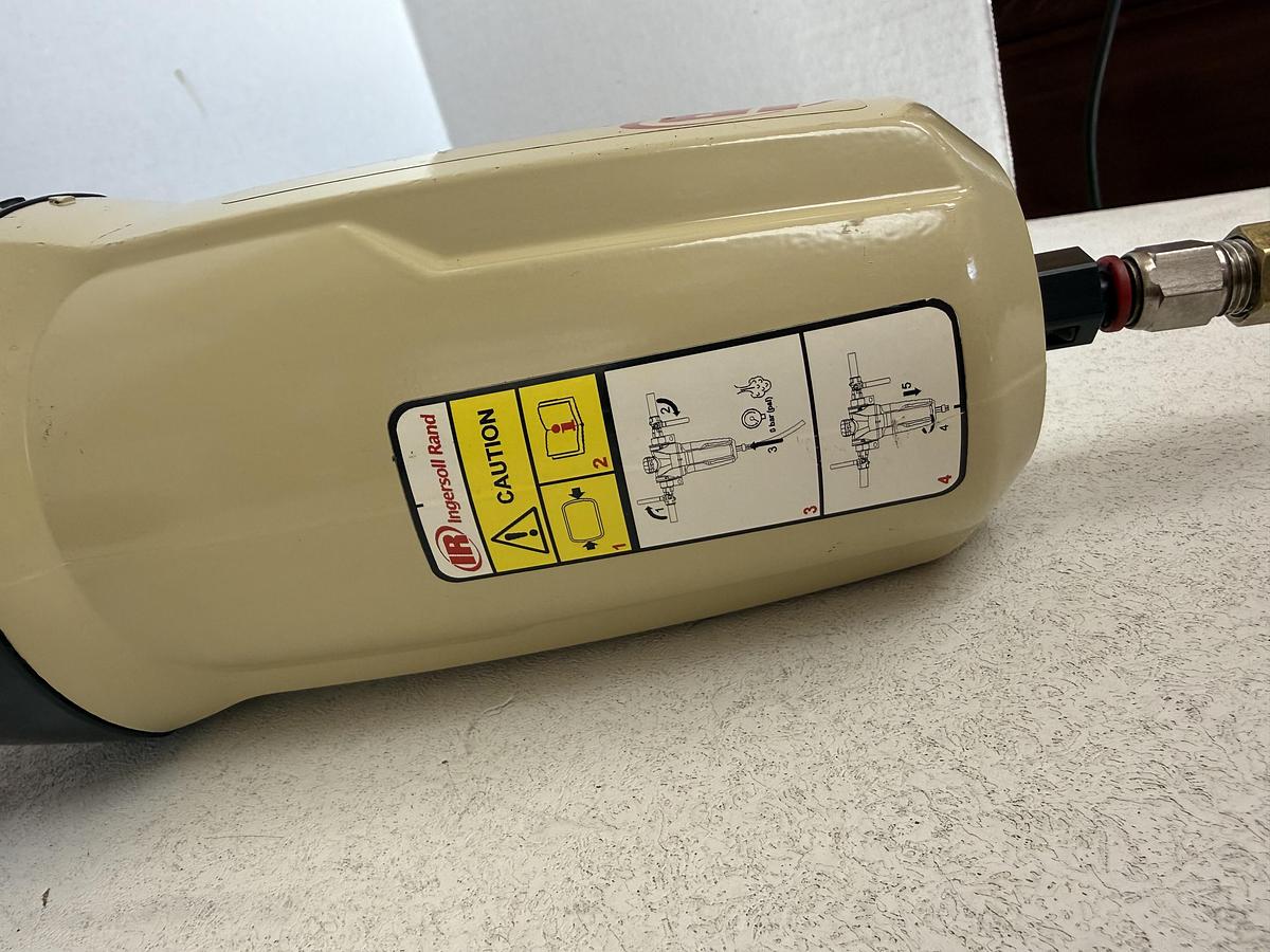 Used Ingersoll Rand 250 PSI High Efficiency Air Filter (85 CFM) Model: F144IH - GHB-52