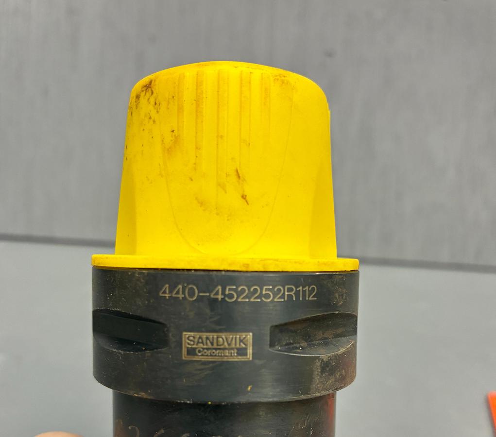 Used Sandvik Coromant 440‑452252R112 External Turning Tool Holder – 1" Shank GHC-9