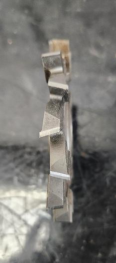 Used 4 x 7/16 x 1-1/4" HSS Side Milling Cutter - Staggered Tooth - CHB-49