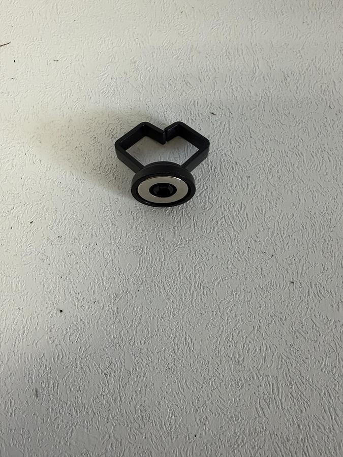 Used Mag Daddy 3/4" Magnetic Fasteners Cable Holder 62419 Black, pack of 1 