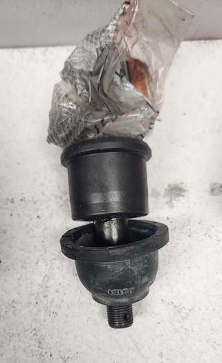 Used Duralast Ball Joint FA952- New in Box - GHB-42