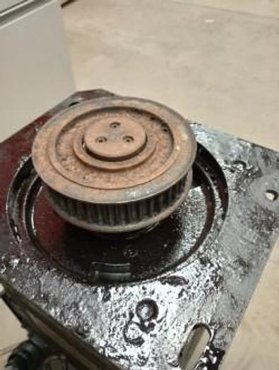 Used Yaskawa AC Spindle Motor UAASKA-06DBM13 3 Phase 4 Pole 200V 1500/8000