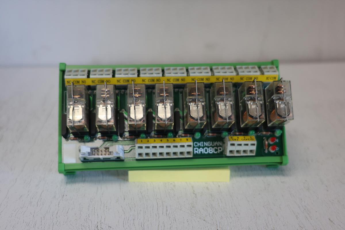 Used DIN Rail Mount 8 Channels 16A Power Relay Interface Module G2R-1-E DC 24V