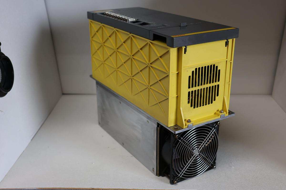 Used FANUC A06B-6088-H222 #H500 Spindle Amplifier Module