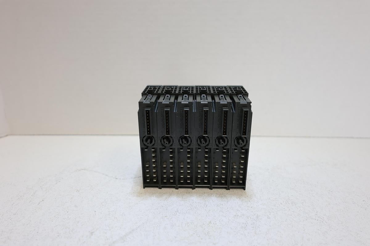 Used Siemens 6ES7 131-4BD01-0AA0 ET200S 4DI 24V DC Input Module Lot of 5
