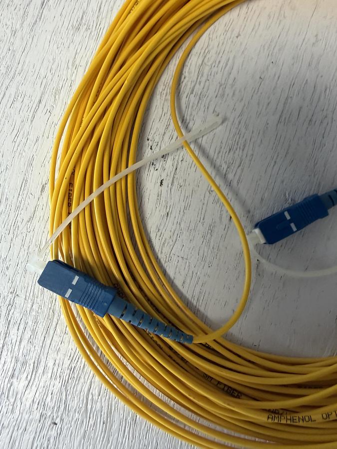 (NEW) AMPHENOL OPTICAL FIBER CABLE - 09/07 GHA-178