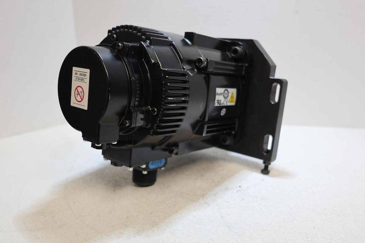 Used Yaskawa SGMGV-13ADA6H AC Servo Motor 1.3kW 400V w/ Timing Pulley Used
