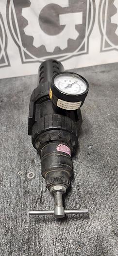 Used Speedaire 4Z029A 1/2" Filter Regulator - GHA-34
