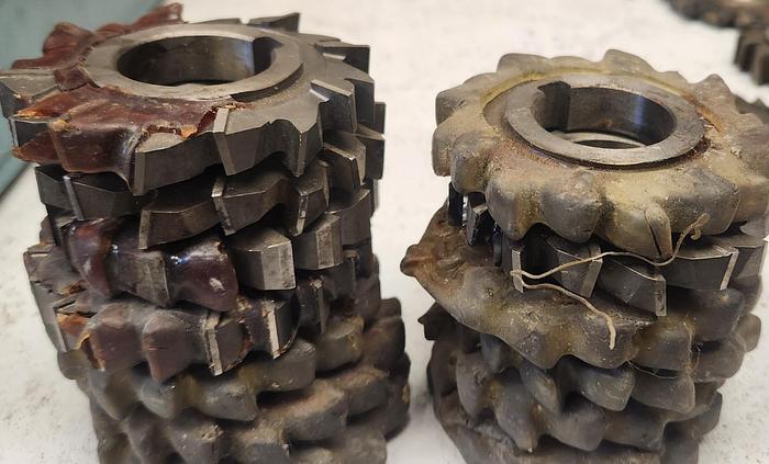 Used 3"X1/2"X1-1/4" STAGGERED TOOTH MILLING CUTTER - GHB-49