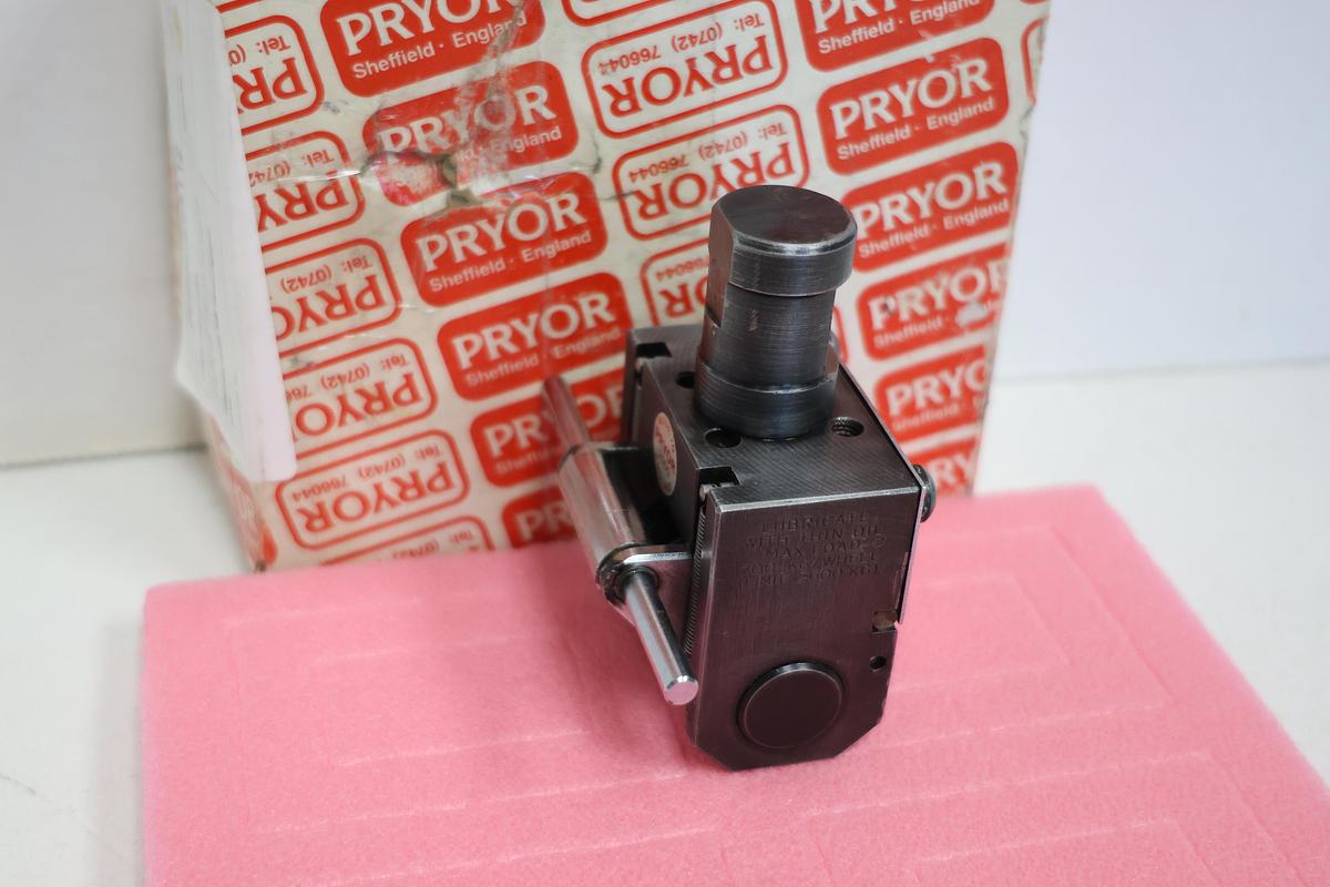 Used Pryor Series 2000 6 Digit (5/8" Total width) Auto Numbering Head - GHA-117