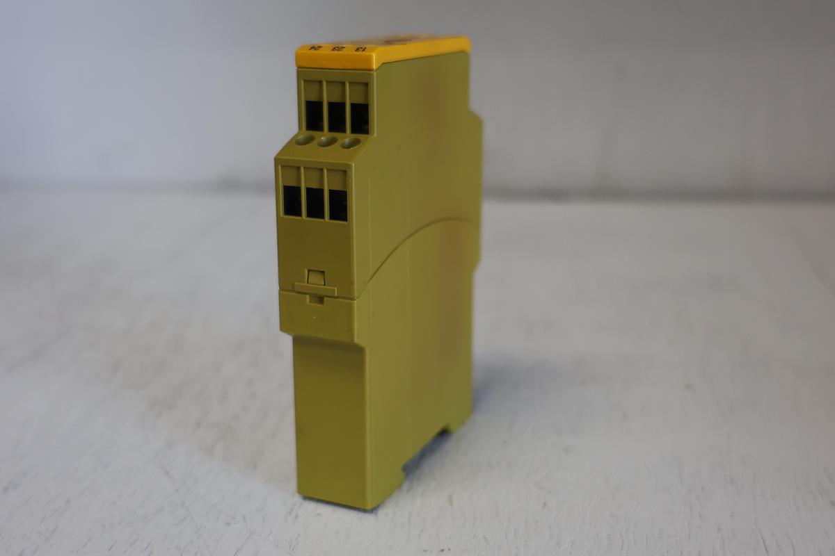 Used Pilz PNOZ X2.1