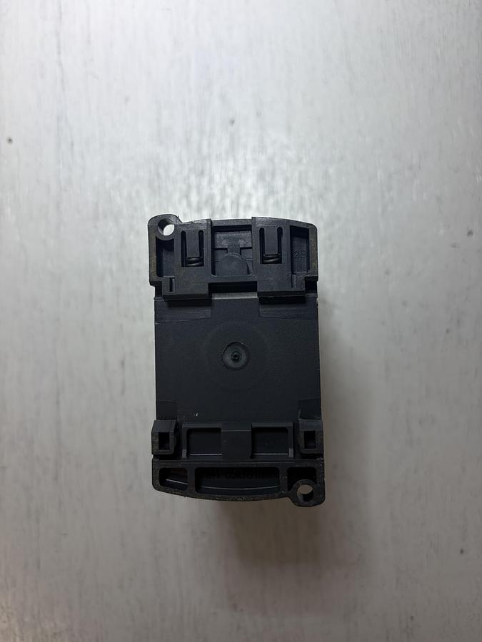 Used Telemecanique Schneider TeSys LC1D25BD Contactor GHA-177