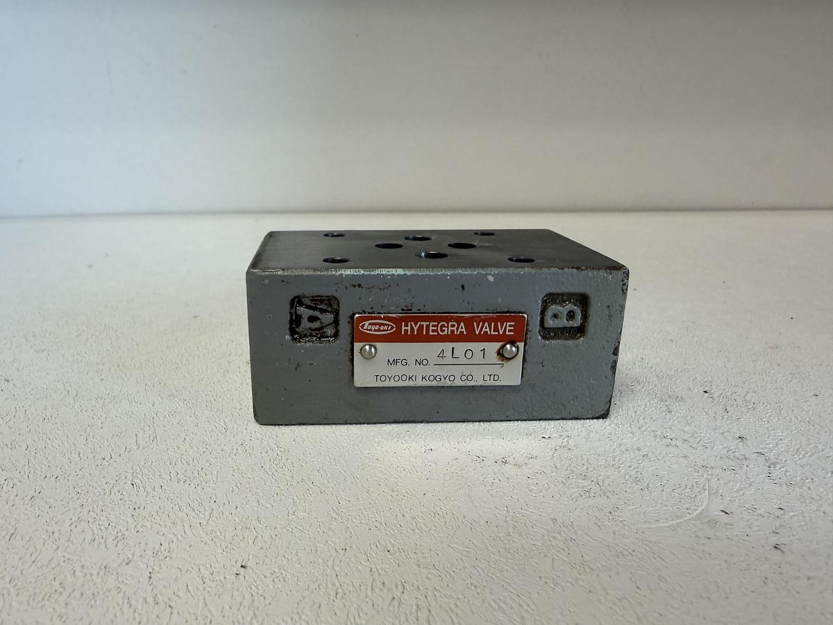 Used Hytegra Valve 4L01 HK3H-P-Q-025A Hydraulic Valve Manifold GHA-181