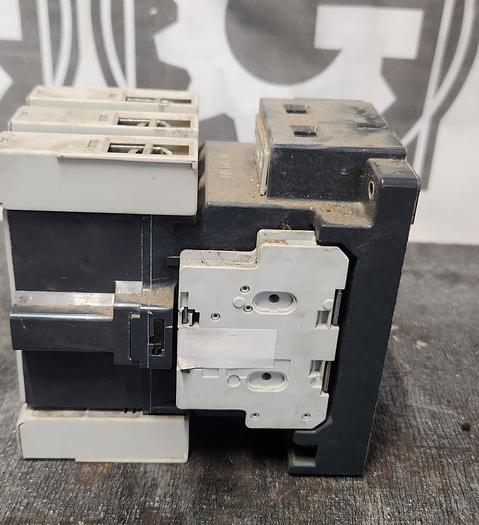 Used Siemens Power Contactor 3TF46 80A 600VAC - Used - GHB-68