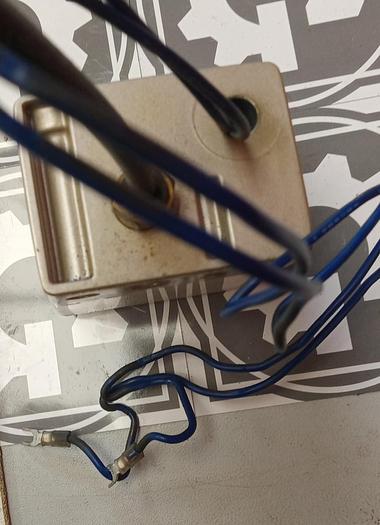 Used CKD Pressure Switch APE Series 125/250VAC 15 AMP 9.9 Max Press - GHB-51