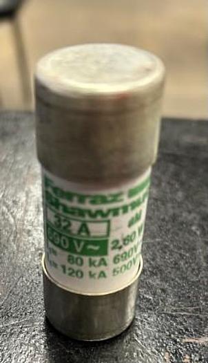 Ferraz Shawmut 690 Volt 32 Amp Fuse Cylindrical - GHB-63-D16