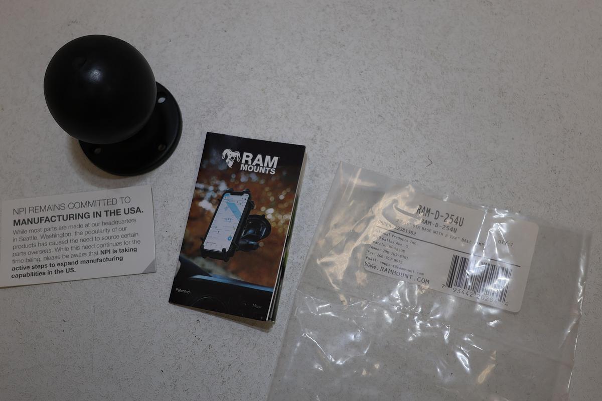 RAM Mounts RAM-D-254U 2.25" D Size Ball Round Base Mount New