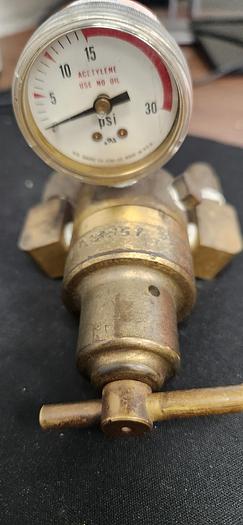 Used Victor SR6-15 Gas Service Acetylene Max Inlet 350 PSIG Compressed Gas Regulator -GHB-71
