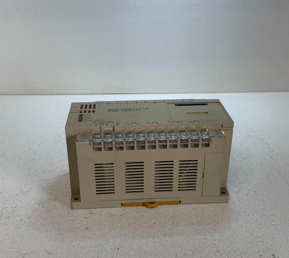 Used Omron S3D8-CCF-US Sensor Controller 100–240VAC 50/60Hz 45VA GHA-185