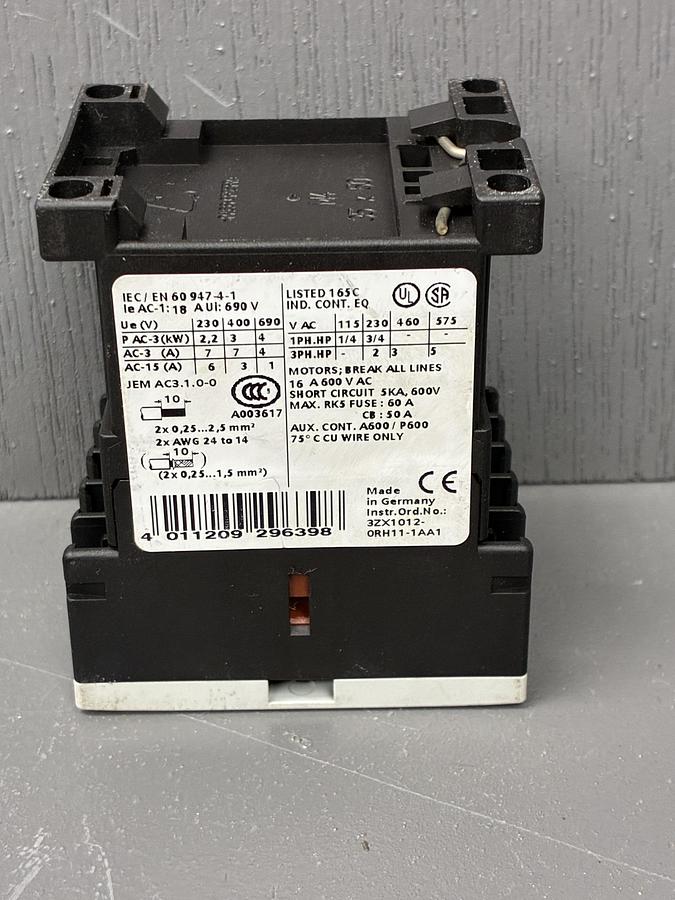 Used Siemens Contactor IEC/EN 60947-4-1, 50/60 Hz, 690V GHC-34