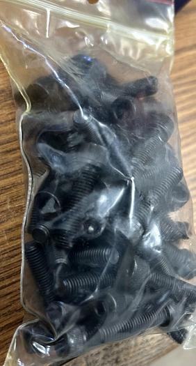 1/4"-28x1" L 3/16" Hex Drive Black Oxide Alloy Steel Socket Head Cap Screw - GHA-63