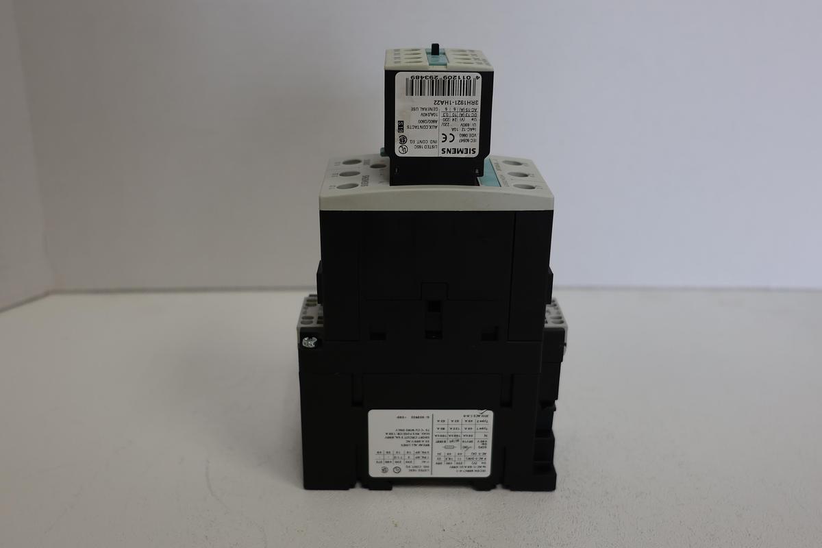 Used Siemens 3RT1035-3BB40 Power Contactor S2 w/ 3RH1921-1HA22 Auxiliary block+3RT1936-1TR00