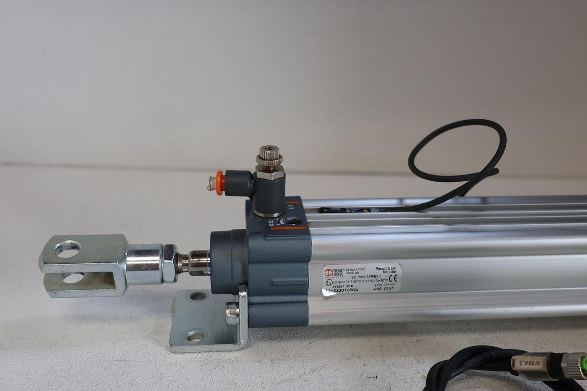 Used Metal Work Pneumatic Cylinder – ISO 15552 Series 3 (32mm Bore x 125mm Stroke) PN:1213320125CN