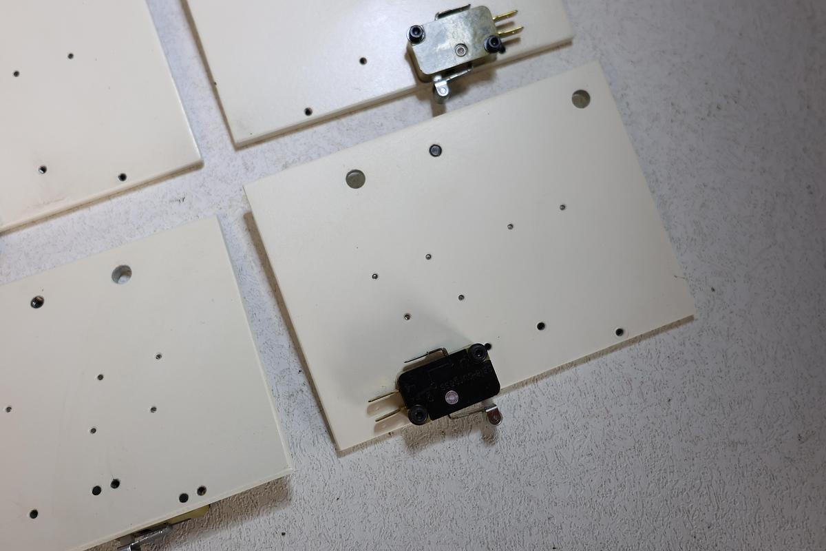 Used Lot 4 Agilent Industrial Mounting Plate w/ Saia-Burgess Limit Switch Automation Sensor Assembly GHA-185