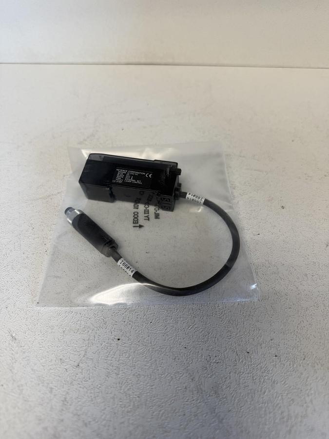 Used KEYENCE LV-21AP Laser Sensor Amplifier Digital PNP LV Series – Used GHGC-15