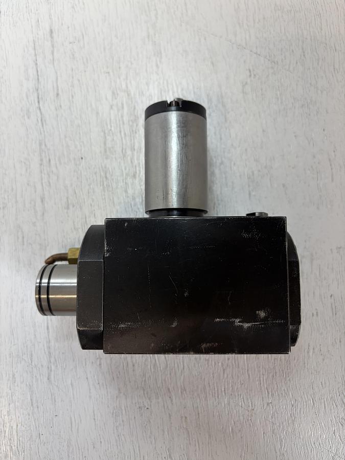 Used KSC WE-1 RIGHT ANGLE TAPPING LATHE LIVE TOOL HOLDER w/ 40mm SHANK GHA-178