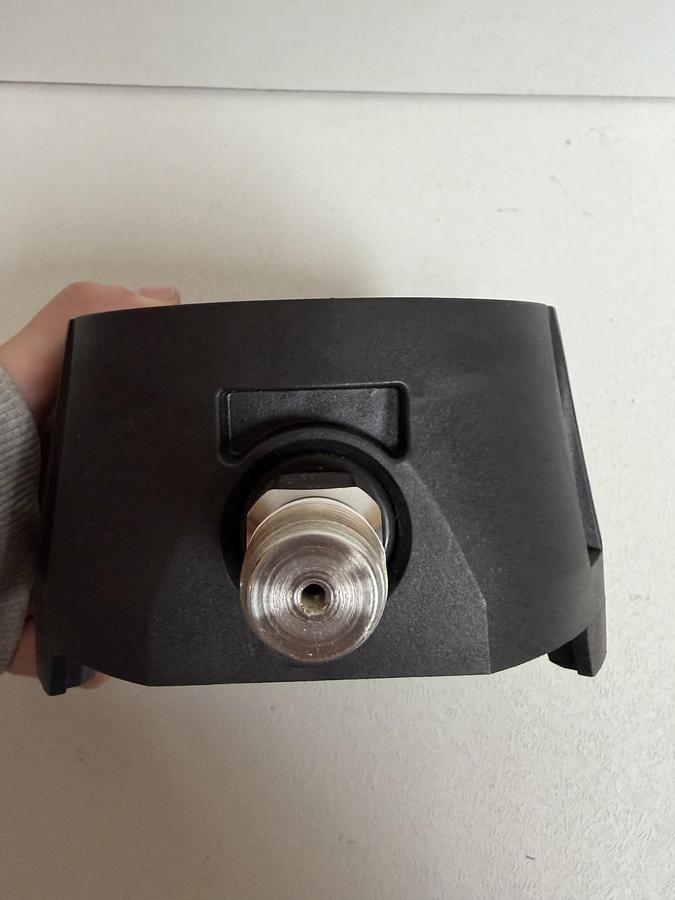 Used Wika Pressure Gauge 5000 psi 