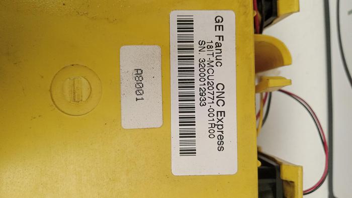 Used GE Fanuc 18i-T Display Unit 18IT-MCU20771-001R00 GH501