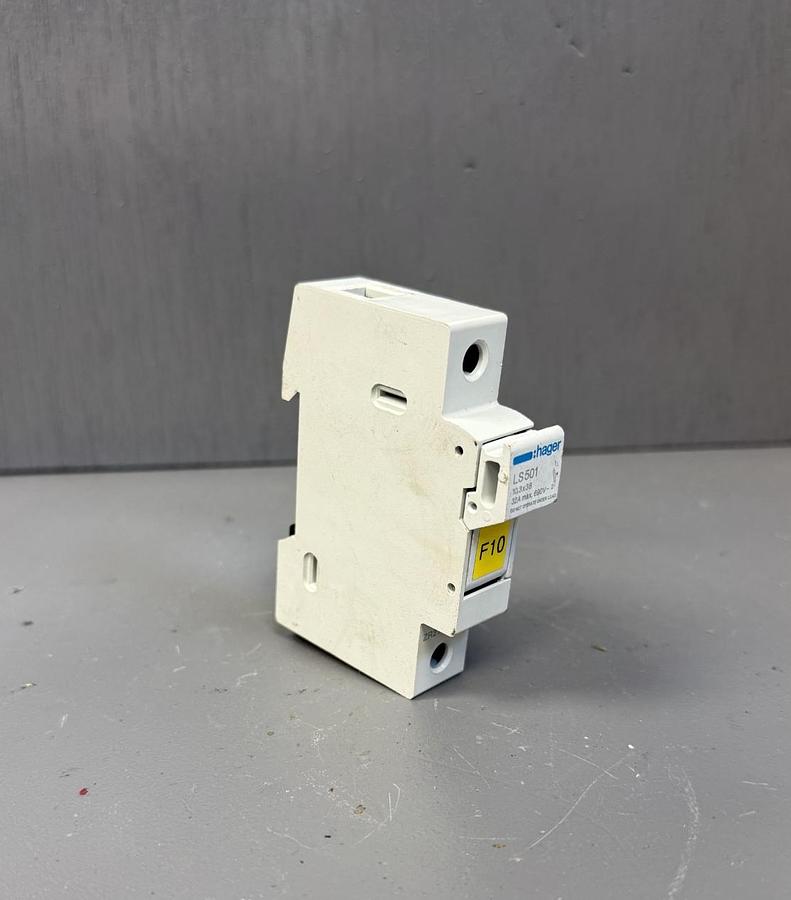 Used HAGER LS501 10,3X38 FUSE HOLDER GHA-GC7
